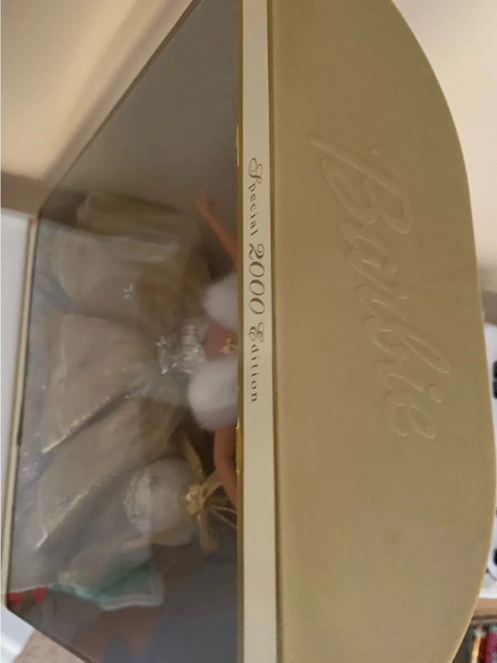 Mattel Celebration Barbie 2000 Millennium Holiday Doll Gold Dress Vintage NIB